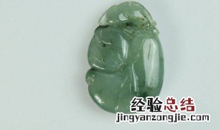 翡翠如意上雕刻蝙蝠的寓意 翡翠蝙蝠寓意是什么意思
