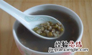 冰糖绿豆水的功效与作用 冰糖绿豆水有什么作用和功效？