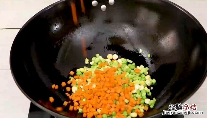 孜然辣酱炒饭 孜然什锦炒饭怎么做