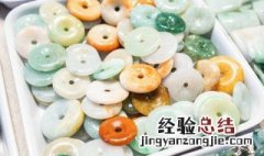 乌鸡是什么翡翠种水 乌鸡种翡翠是啥