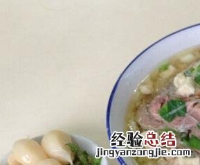 羊肉泡馍是哪个地方的菜 羊肉泡馍是哪个地方的菜啊