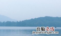 描写西湖的诗句 这几首肯定都熟知