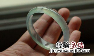 怎么辨别翡翠真假鉴别 真正的翡翠怎么鉴别
