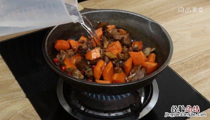 大鹅炖萝卜的做法窍门 大鹅炖萝卜的做法
