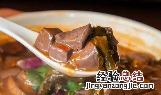 酸菜鸭血土豆粉的做法 酸菜鸭血汤粉丝的做法
