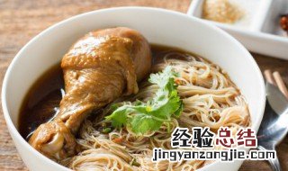 面条煮了变红是什么原因 面条煮了发红怎么回事