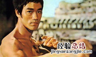李小龙怎么死的 一代功夫之王竟然是这样陨落的