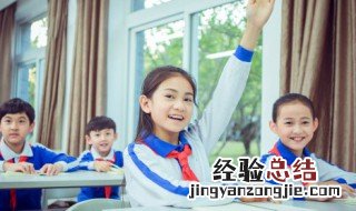 关于母鸡的比喻句 写公鸡的比喻句
