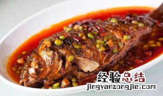 腌酸菜干烧鱼的做法 腌酸菜干烧鱼