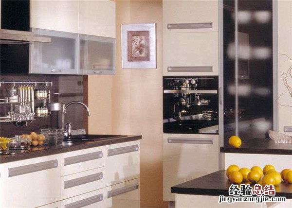 什么颜色有利于厨房风水 什么颜色适合厨房