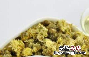 菊花茶加蜂蜜的功效与作用 菊花茶蜂蜜的功效与作用及食用方法