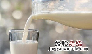 做蛋糕牛奶用鲜牛奶还是纯牛奶 做蛋糕牛奶用鲜牛奶还是纯牛奶好