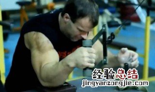 肱三头肌三个头锻炼注意什么 肱三头肌三个头锻炼注意事项有哪些