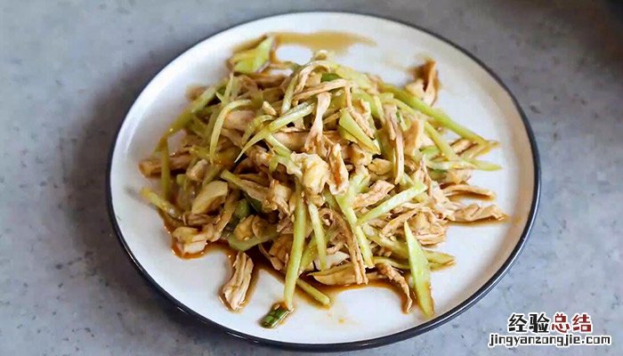 凉拌麻油鸡丝的做法 红油拌鸡丝的做法