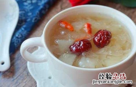 银耳为什么不能天天吃 银耳为什么不能天天吃银耳可以隔夜吗