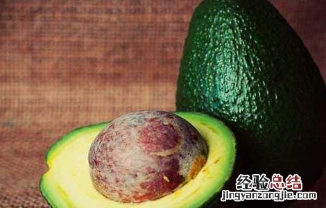 牛油果不能和什么一起吃 牛油果不能和什么一起吃会中毒