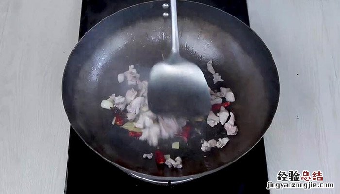 红烧兔肉的做法 红烧兔肉的做法视频