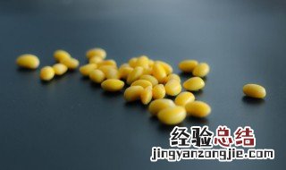 猪脚黄豆怎么煲汤 闽南猪脚炖黄豆怎么做