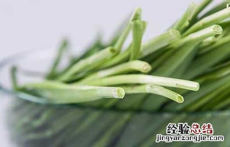 出月子哺乳期能吃韭菜吗 哺乳期能吃韭菜吗