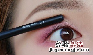 冬季妆容教程可爱简单 冬天如何正确的化妆