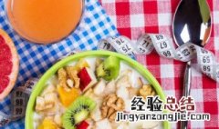水果麦片用冷牛奶泡吗还是热水 水果麦片用冷牛奶泡吗