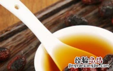 红枣的功效与作用 焦红枣泡水的好处与功效