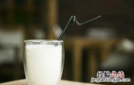 感冒能不能喝牛奶吃鸡蛋 感冒能不能喝牛奶