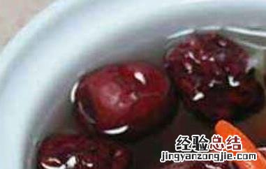 焦枣和红枣泡水的区别在哪 焦枣和红枣泡水的区别