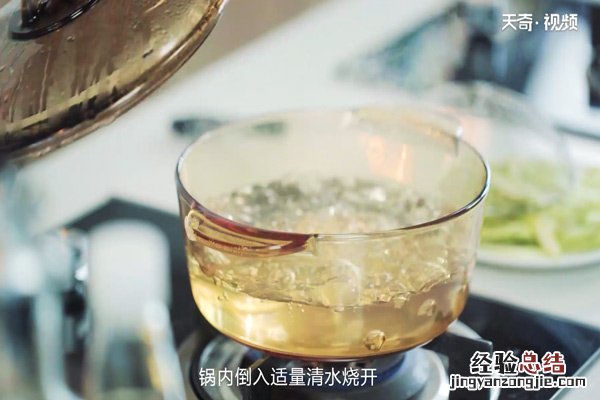 芦笋炒肉丝的做法