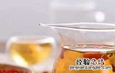 菊花姜茶的功效与作用 菊花姜茶的功效与作用是什么