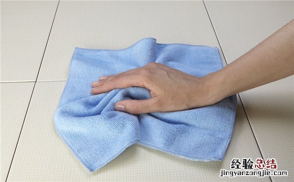 快速辨别瓷砖质量的小技巧 快速辨别瓷砖质量的小技巧有哪些