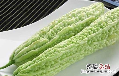 苦瓜不能和什么一起吃 苦瓜不能和什么一起吃和什么相克