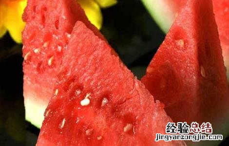 吃西瓜上火吗