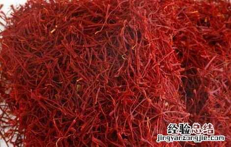 藏红花泡水喝的禁忌和注意事项 藏红花泡水喝的禁忌和注意事项有哪些