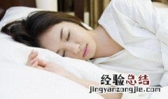 女人梦见死鸡什么预兆 女人梦见死鸡什么预兆周公解梦
