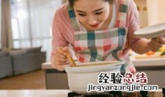 苋菜皮蛋鲜蘑汤怎么做才好吃 苋菜皮蛋鲜蘑汤怎么做