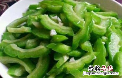 生吃苦瓜有什么好处和坏处吃羊脑 生吃苦瓜有什么好处