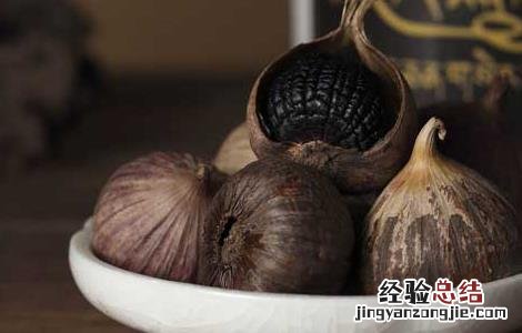 黑蒜的功效与作用及做法及禁忌 黑蒜的功效与作用及做法