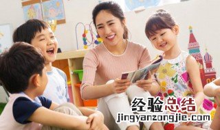古代皇宫里的老师怎么称呼 古代皇宫里的老师的称呼