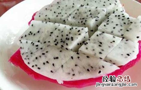 吃火龙果有什么好处 吃火龙果有什么好处和功效