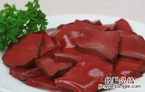 豆腐炖猪血的营养价值 猪血的营养价值