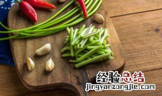 大蒜剥皮后能放多久 大蒜剥了皮放冰箱能储存多久