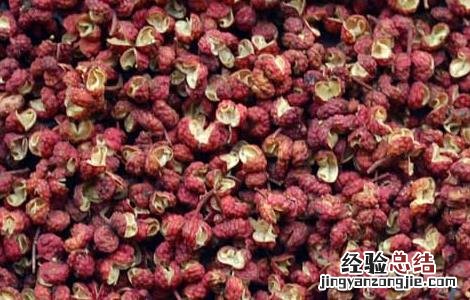 花椒水泡脚的功效与作用 花椒水泡脚的功效与作用一次泡多久