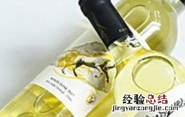 干白葡萄酒对人的好处 喝干白葡萄酒有什么好处和坏处