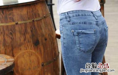 新买牛仔裤怎样防掉色 牛仔裤怎么洗不掉色