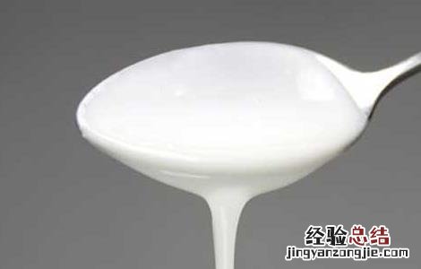 纯牛奶好还是酸奶好 得了新冠喝纯牛奶好还是酸奶好