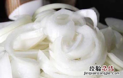 洋葱生吃好还是熟吃好 高血压洋葱生吃好还是熟吃好