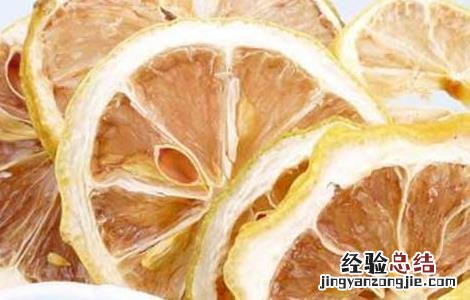 柠檬片泡水的副作用 柠檬片泡水喝的功效与副作用