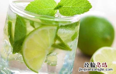 柠檬茶的功效与作用及禁忌 柠檬茶的功效与作用
