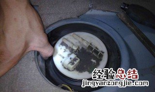 启动闻到机油味正常吗 看这里